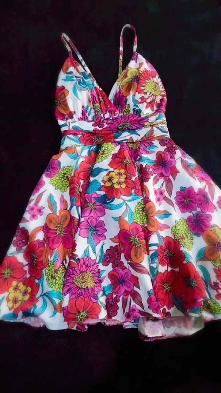 Vestido florido. - Foto 2
