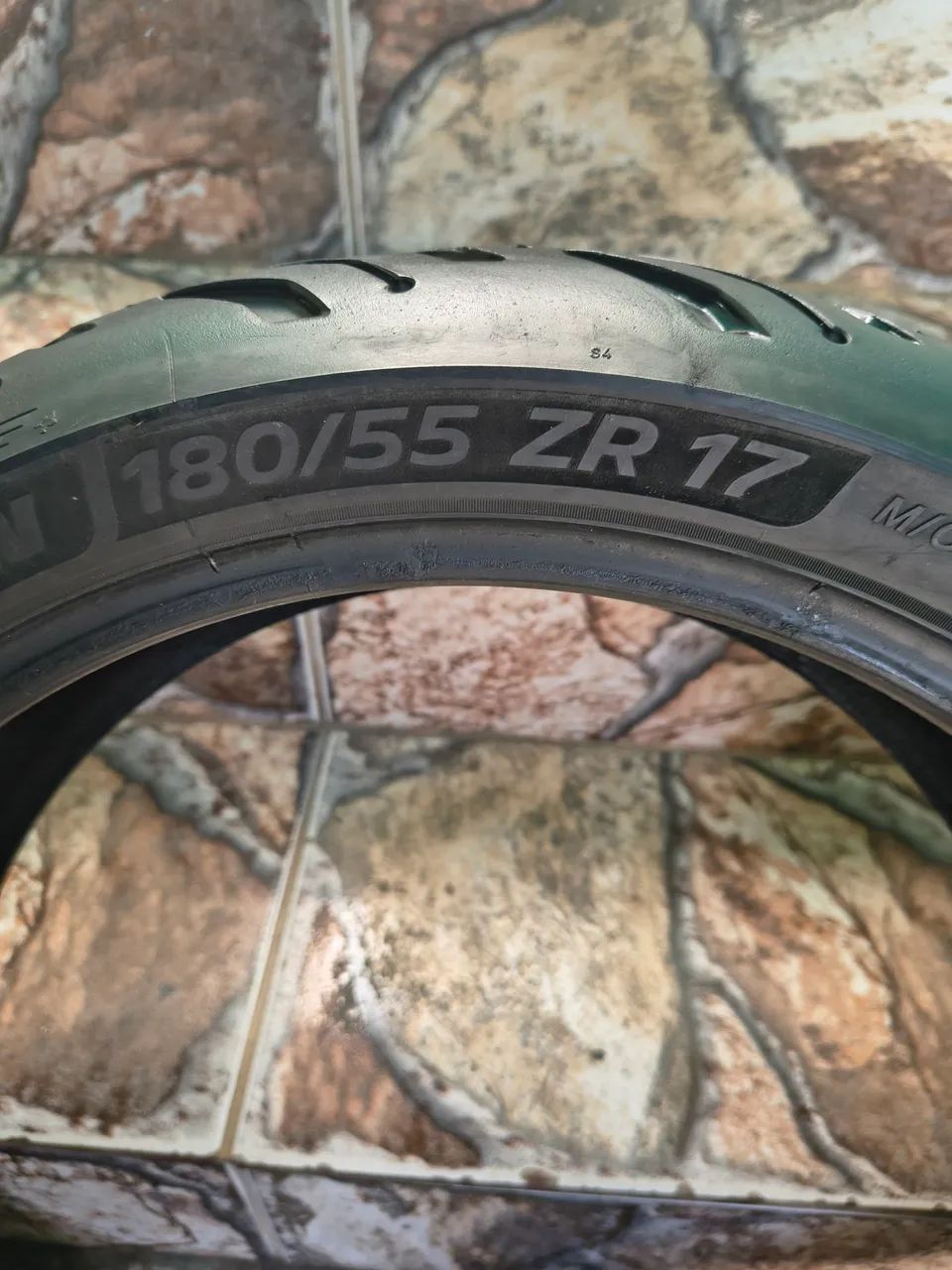 Pneu Michelin pra mota - Foto 3