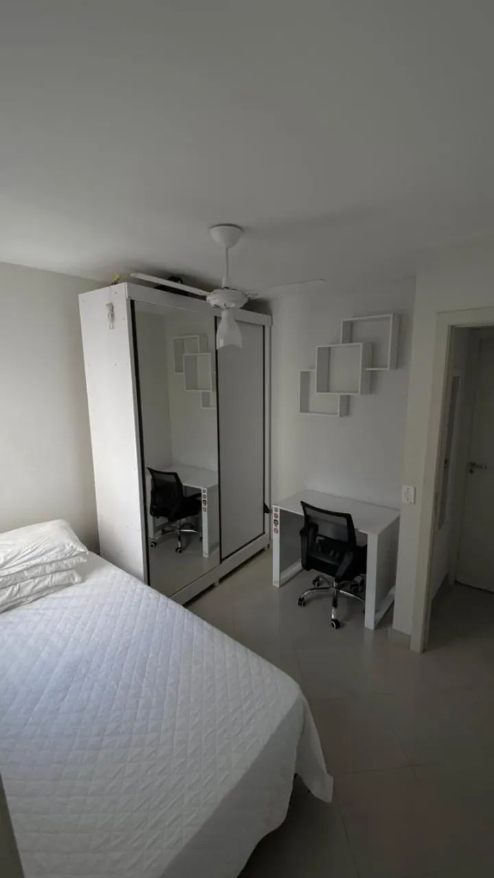 Quarto/Suíte Mobiliado - Jd. da Penha (Perto da UFES e Rua da Lama)