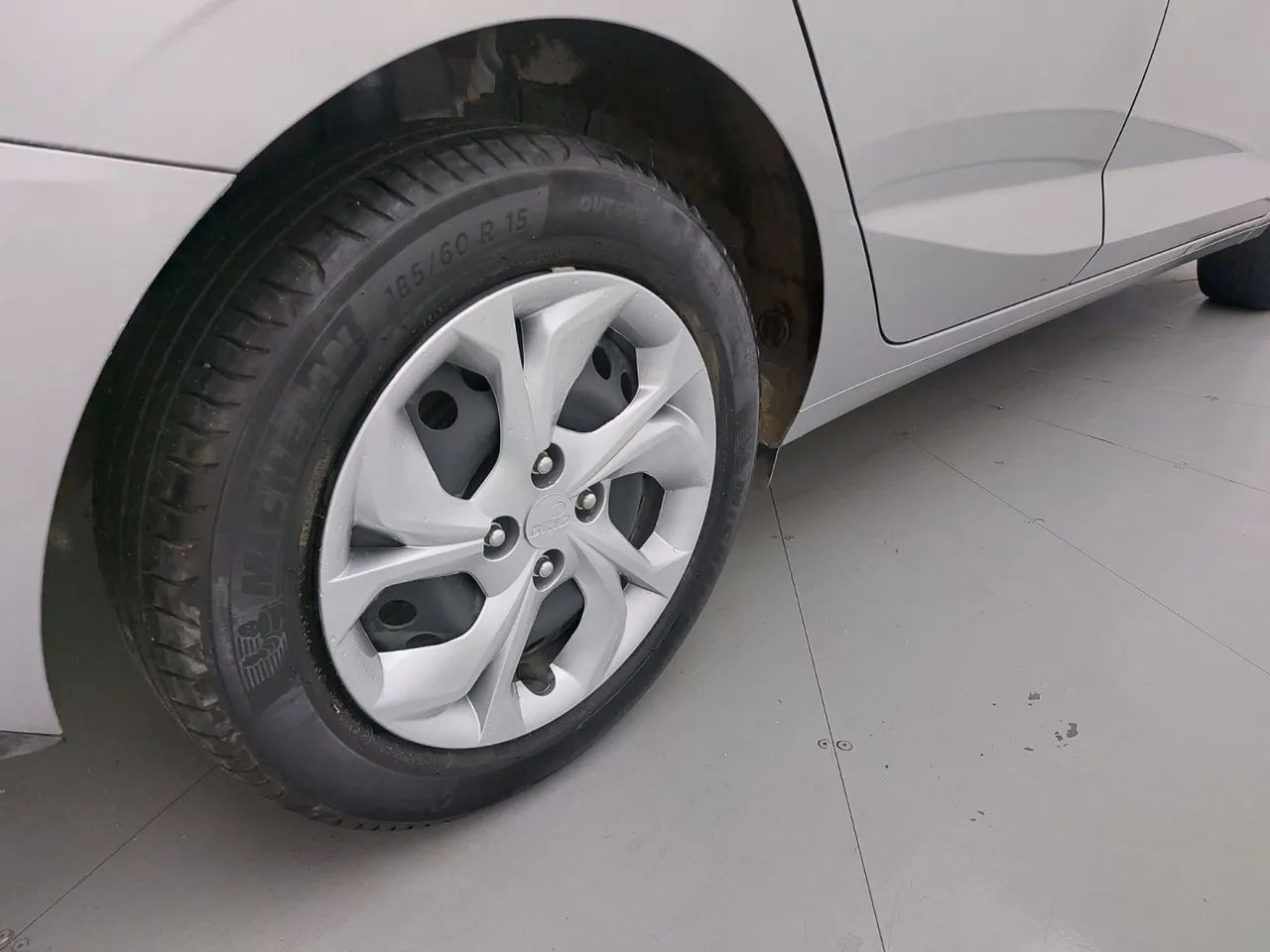 Hyundai HB20S Comfort Plus 1.0 TB Flex 12V Mec., foto 14 de 18
