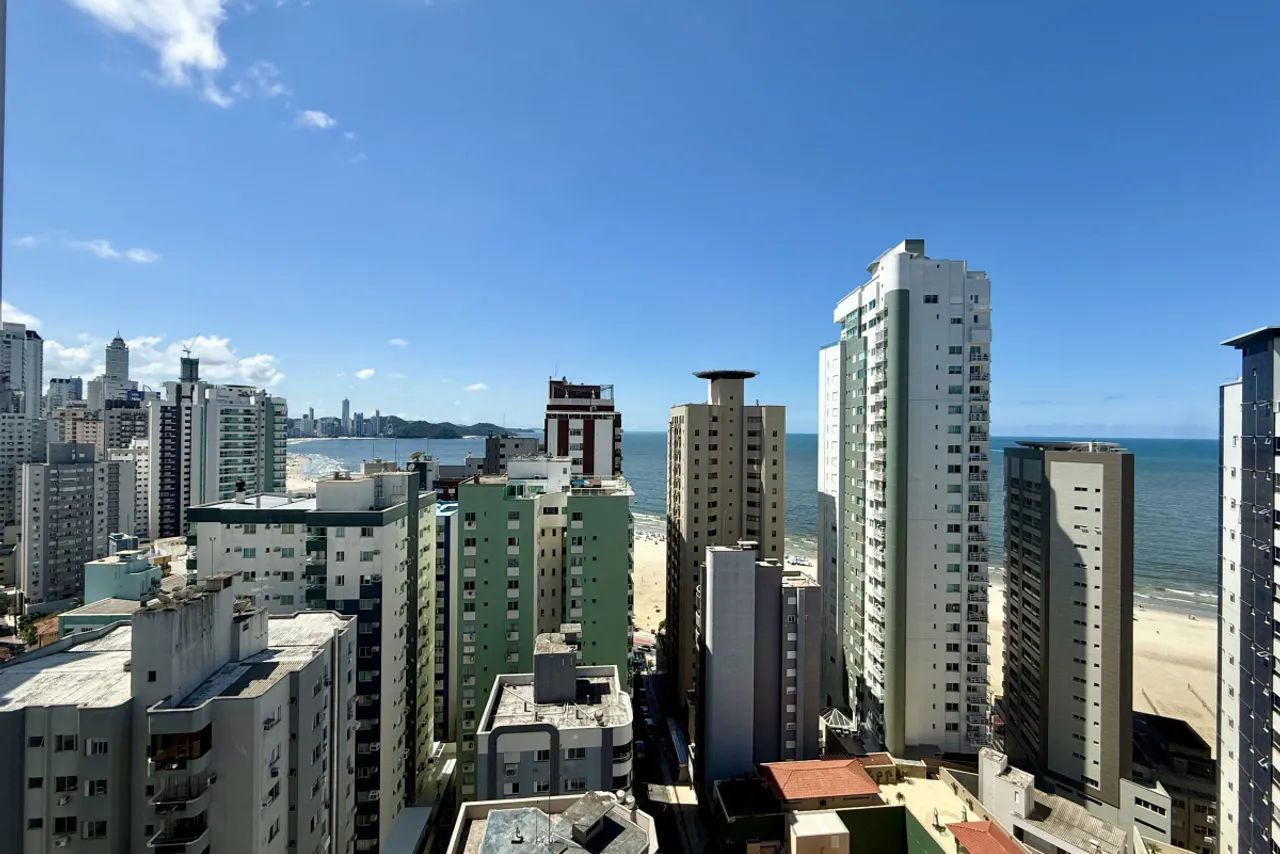 Apartamento QUADRA MAR em Balneário Camboriú