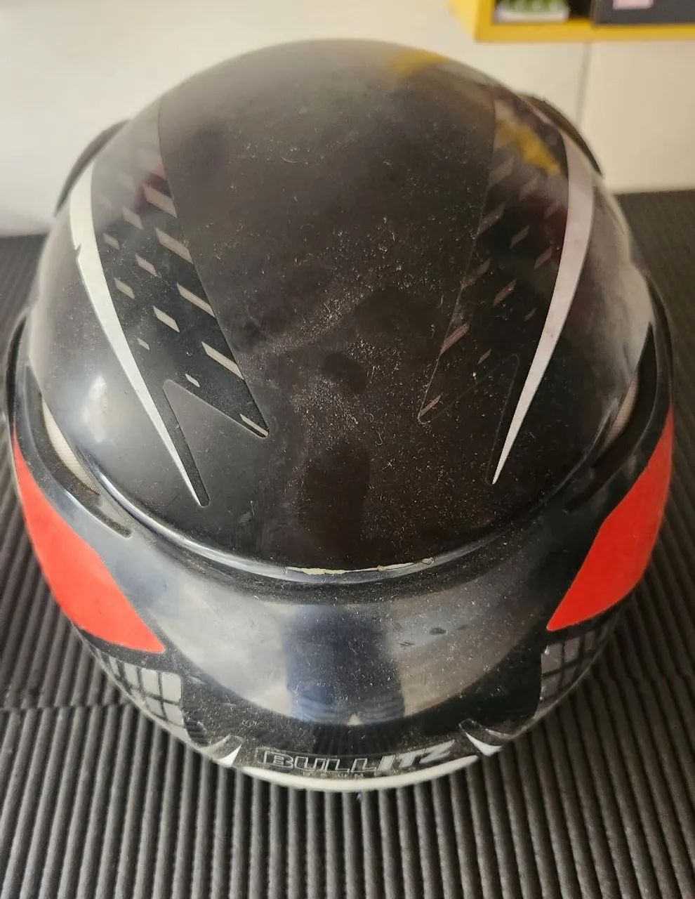 Capacete Bullit Modelo Robocop Nº 60 - Preto/Vermelho - Foto 2