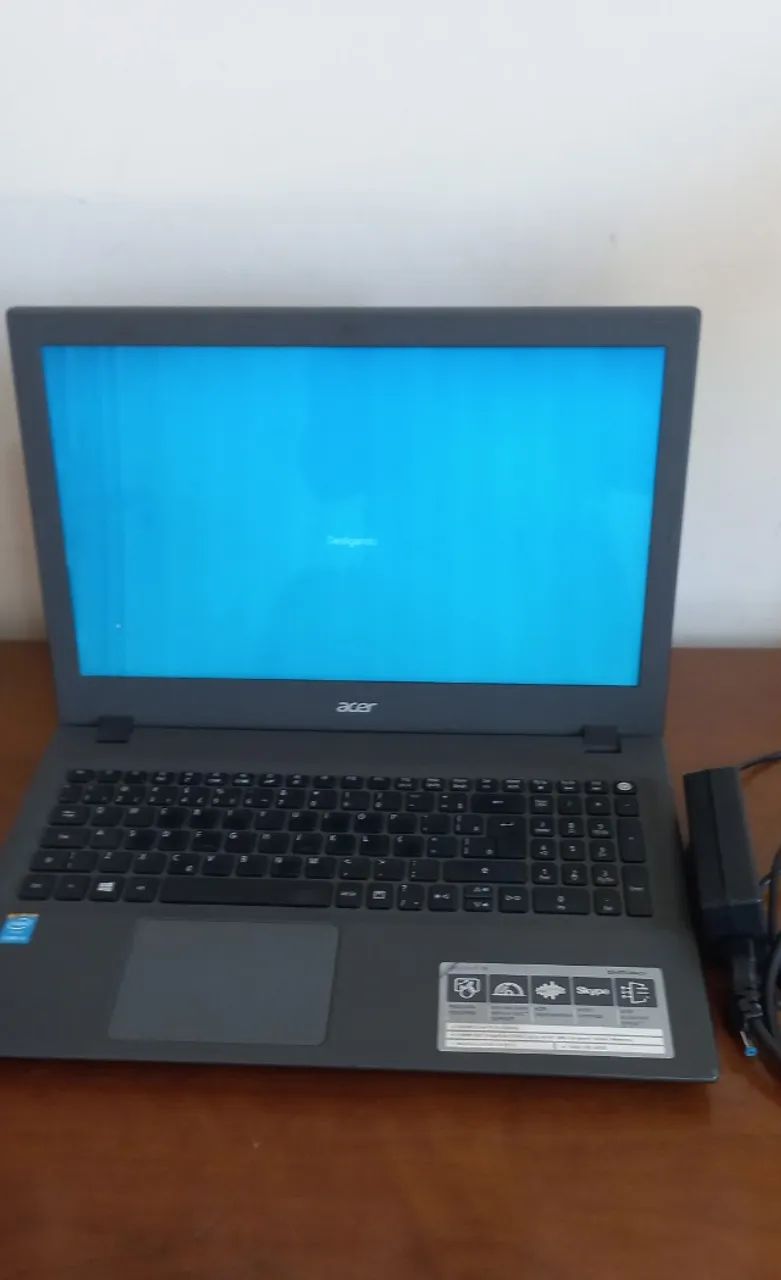 Notebook Acer E5-573-54ZV - Intel Core i5-5200U - RAM 8GB - HD 1TB - LED 15.6" - Windows10 - Foto 5
