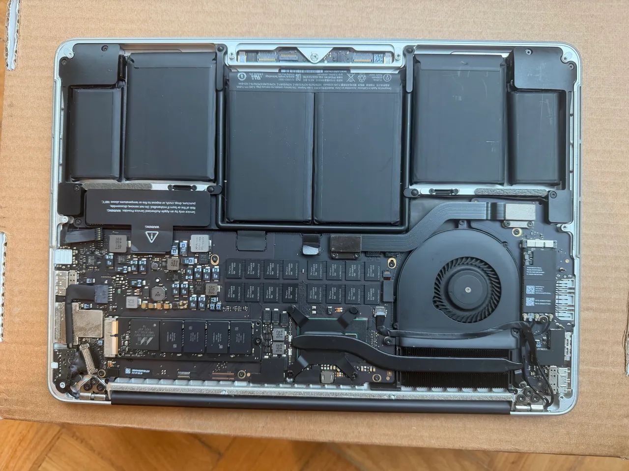 MacBook Pro A1502 - Foto 2