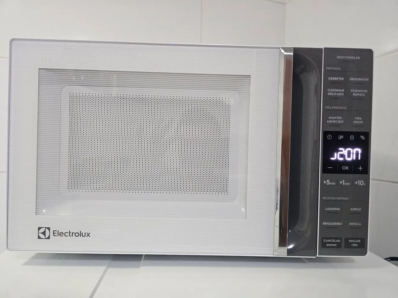Microondas Eletrolux 23 litros - Foto 4