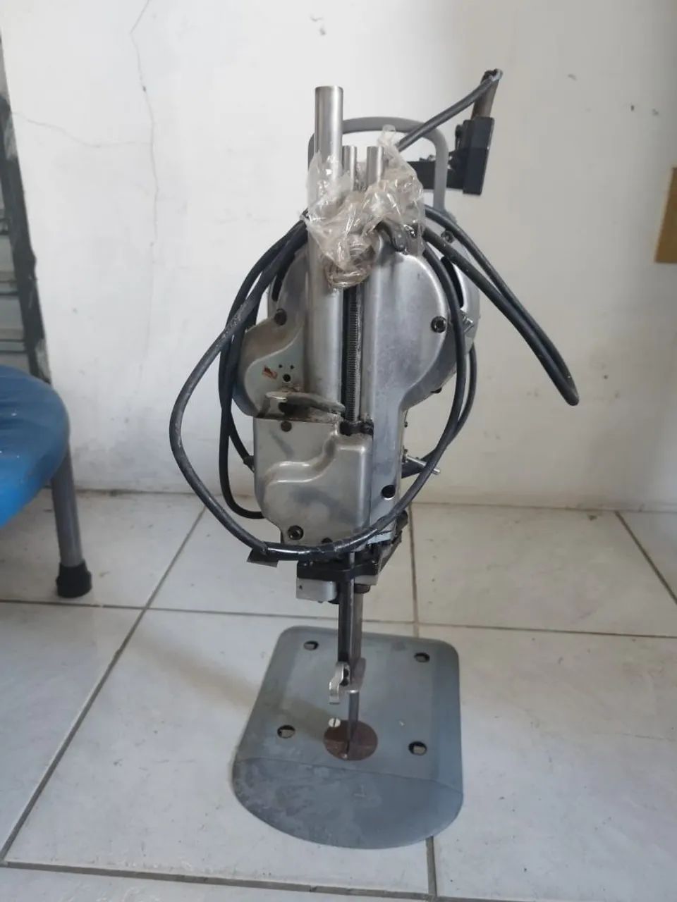 Máquina de cortar tecido  - Foto 2