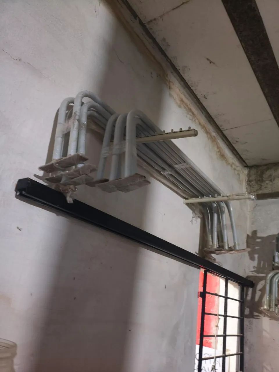 Arara fixa parede R$55,00 - Foto 5