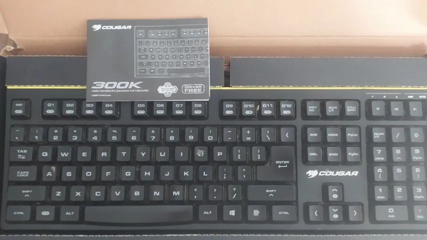 Teclado Cougar 300k