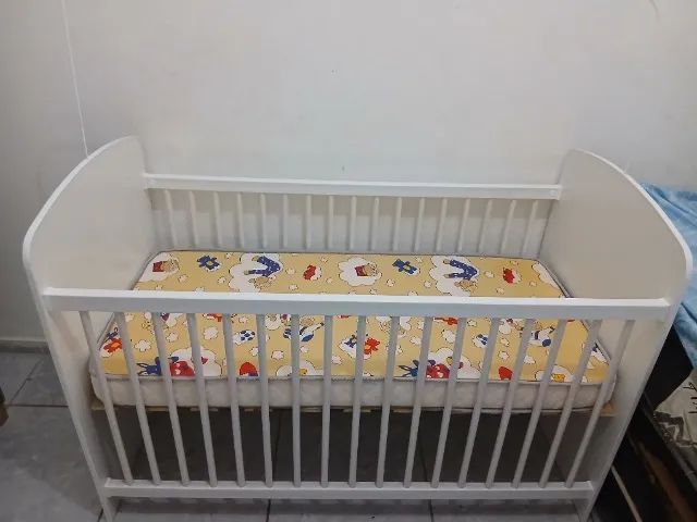 BERÇO COMPLETO COM COLCHÃO - Foto 2