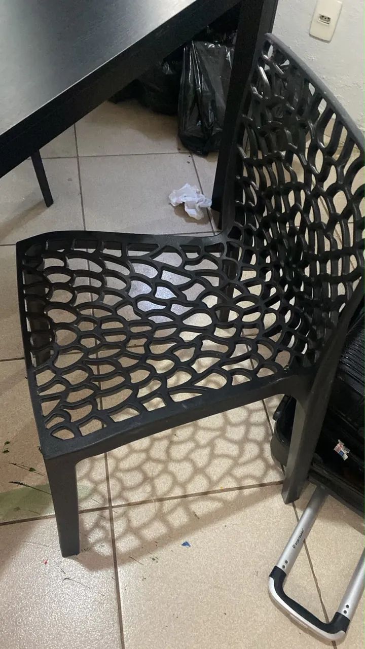Mesa com duas cadeiras  - Foto 4