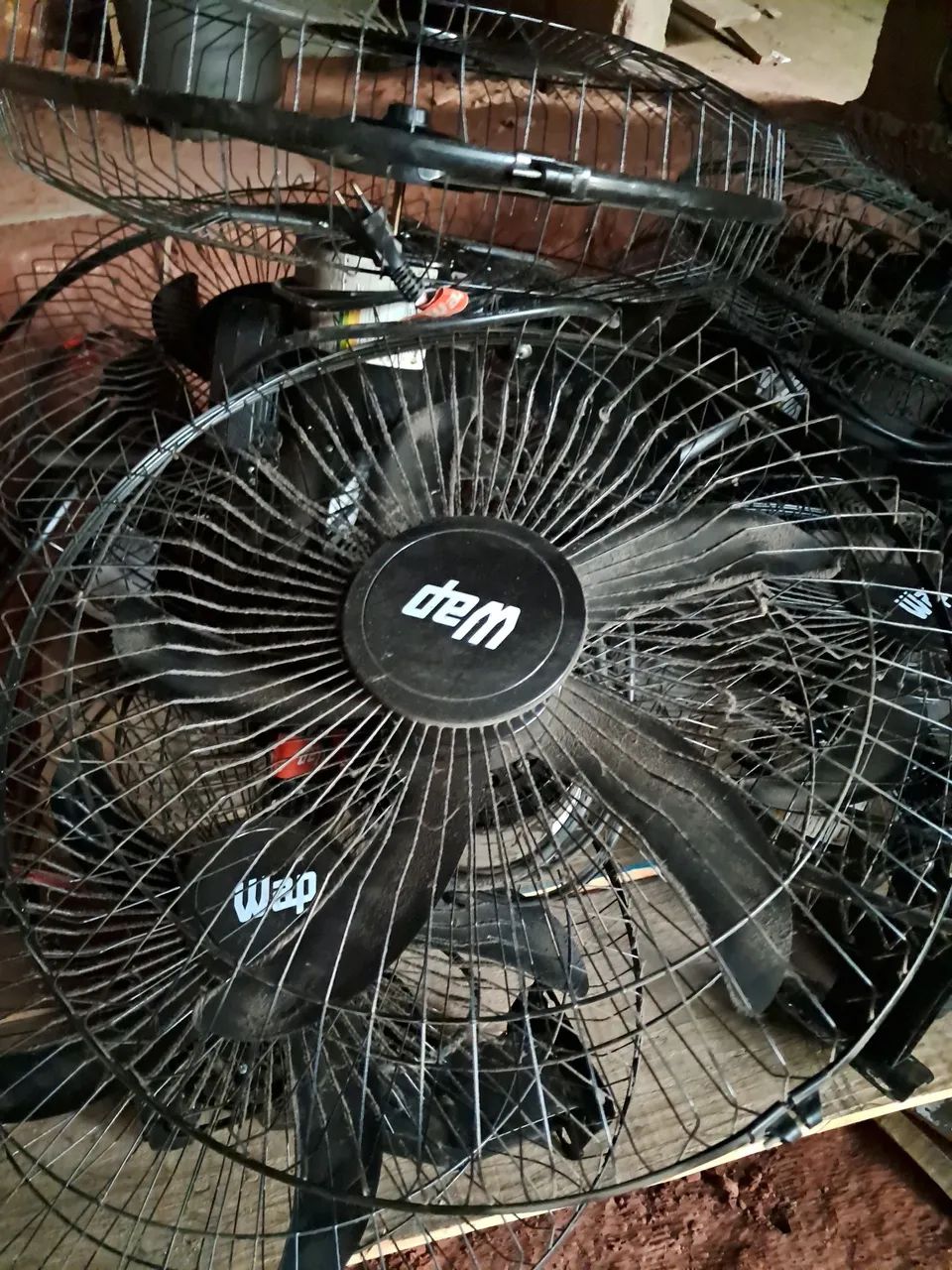 Ventilador Wap rajada pro 60 bivolt