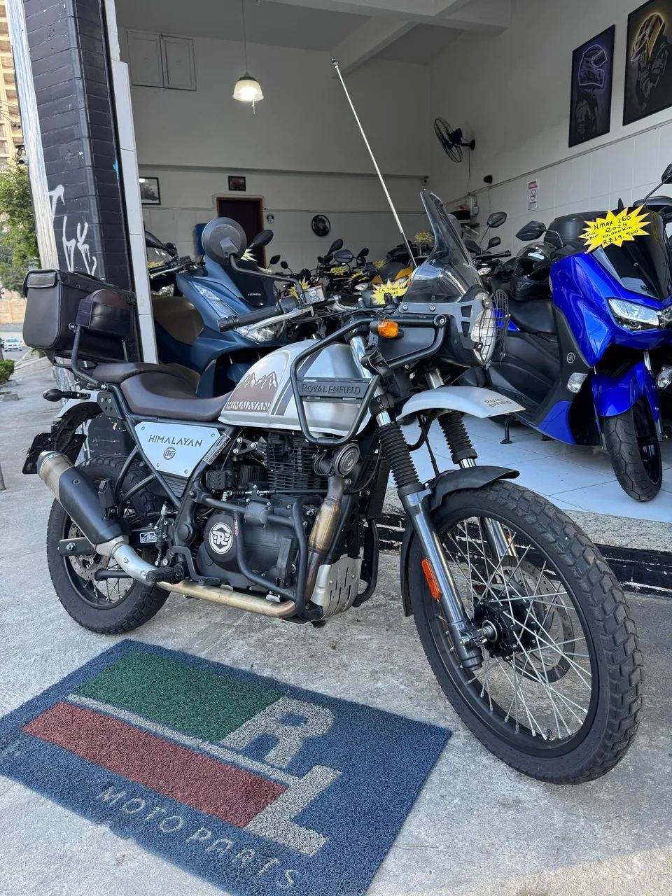 HIMALAYAN 2023 com 10.000km 