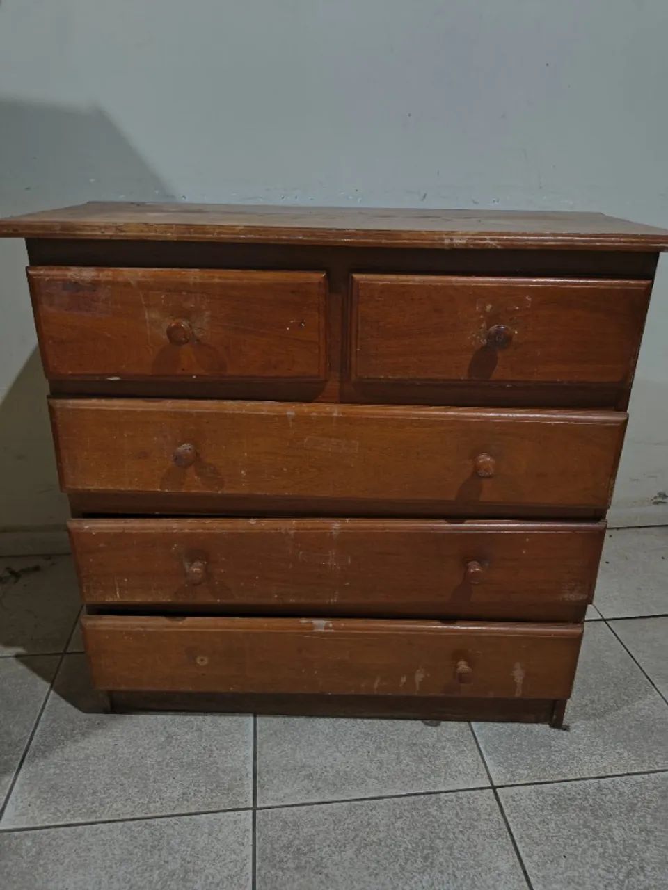 Vendo cama e cômoda e guarda roupa 