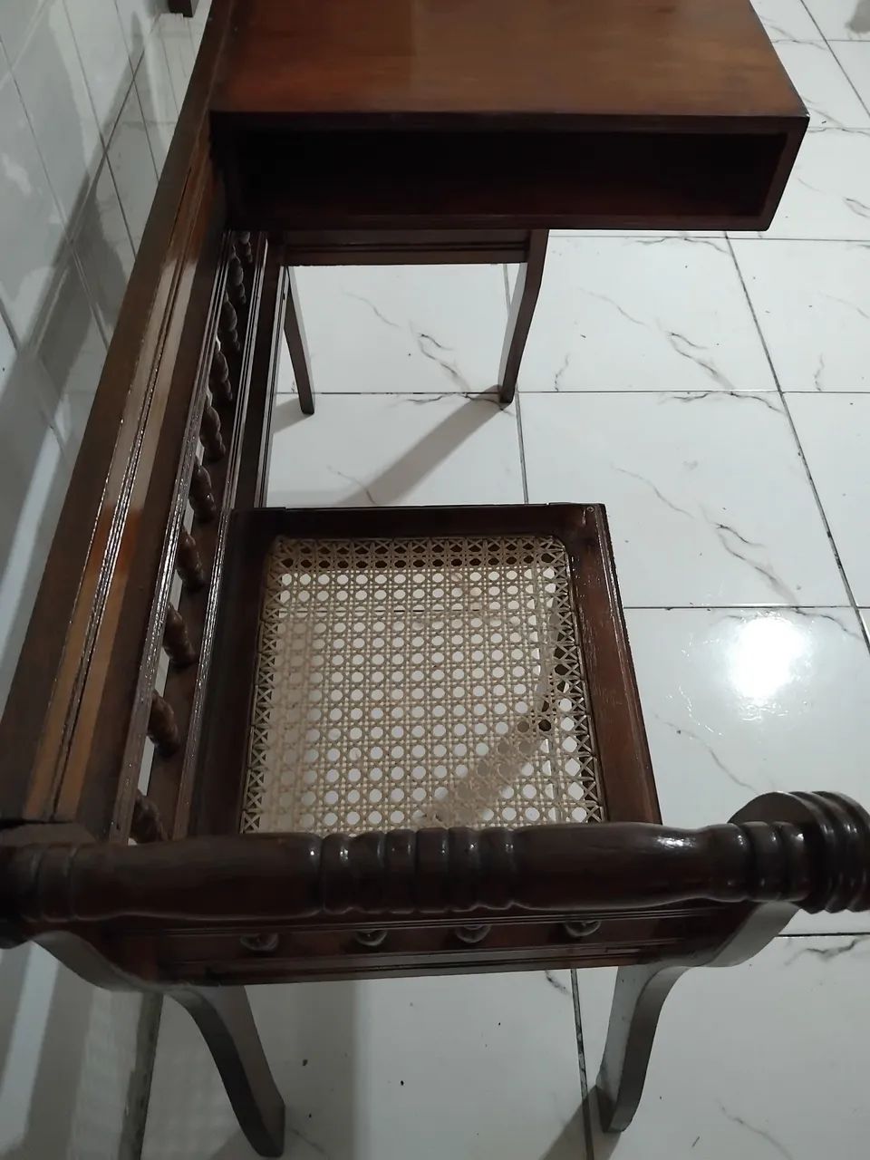 Mesinha de telefone antiga - Foto 4