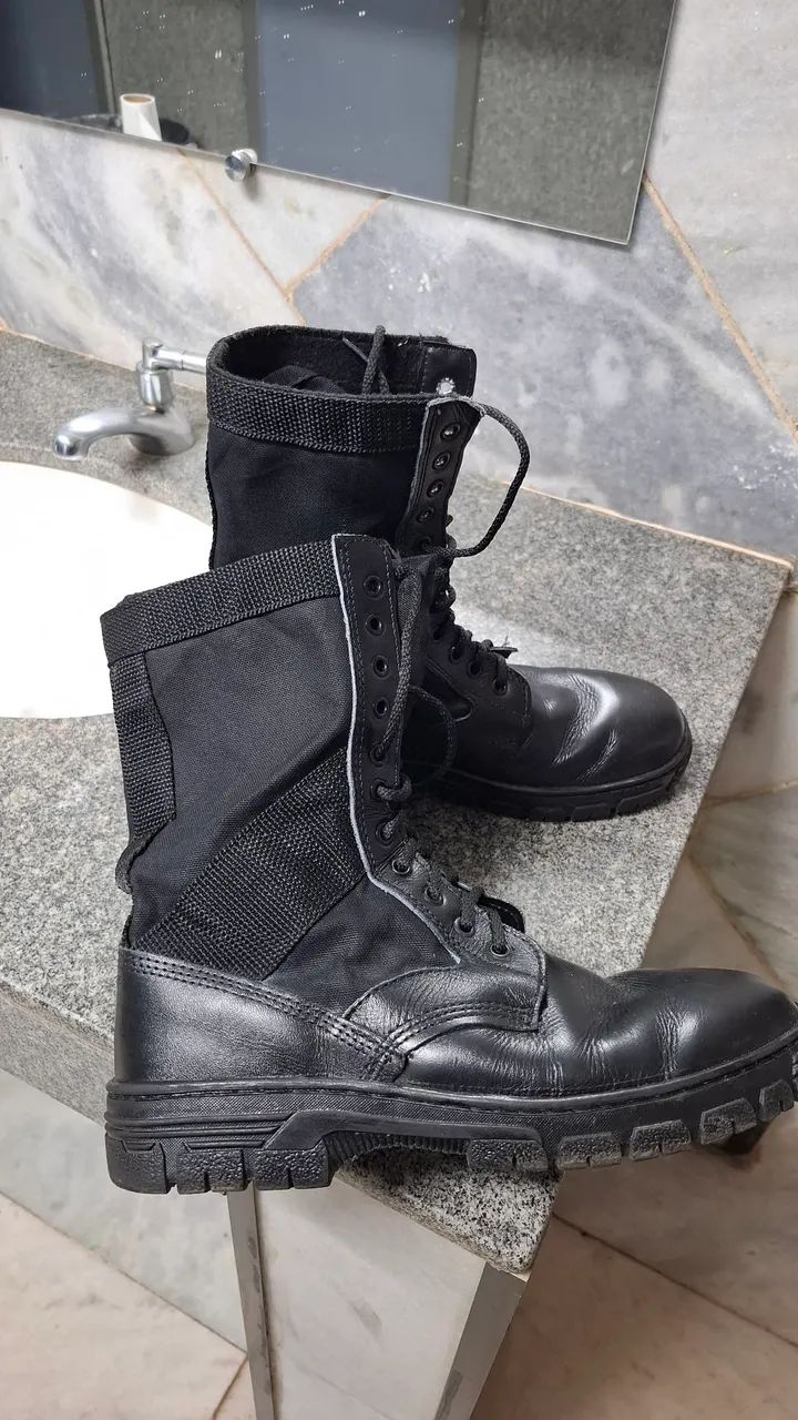 Coturno Preto Nº 42 - Novo - Padrão Profissional / Trabalho - Foto 2