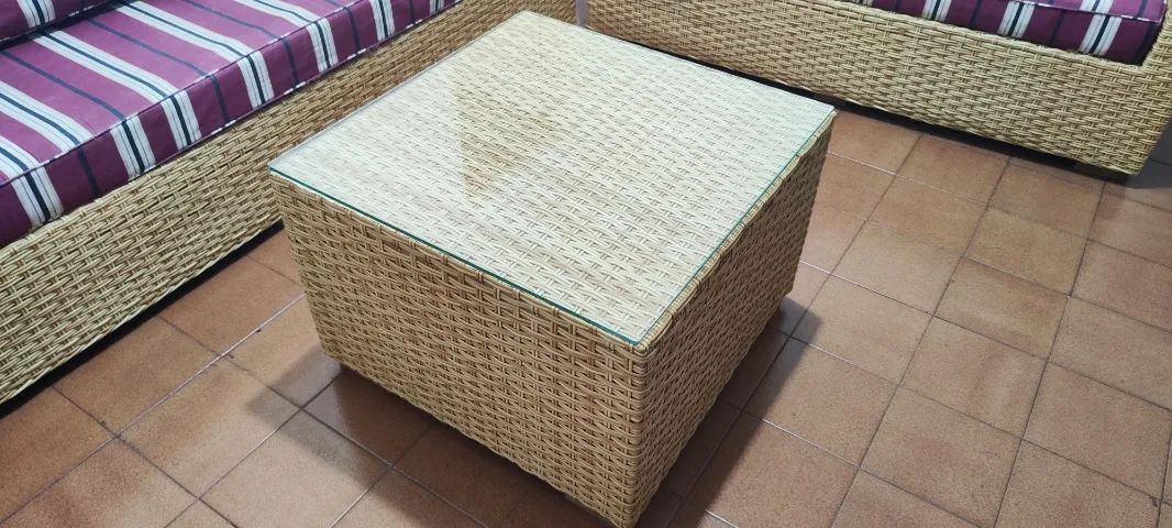 Conjunto de Sofás em Fibra Sintética/Vime + Mesa de Centro Conjunto  - Foto 4