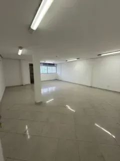 Alugo Prédio Comercial com 1.826 m2ª - 09 salas -1  Auditório - 2 Sub solo - Foto 5