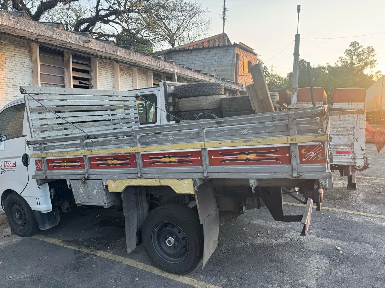 Hyundai Hr 2.5 TCI DIESEL (RS/RD) 2012