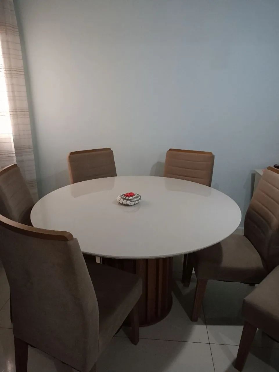 Mesa de jantar com tampo de vidro  - Foto 2