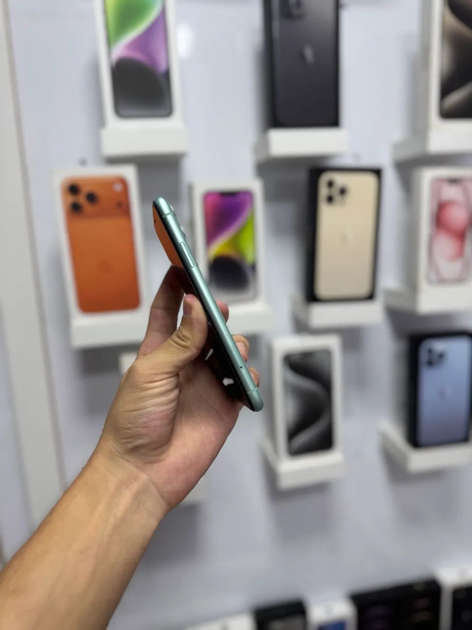 IPHONE 11 - 128GB - Foto 2