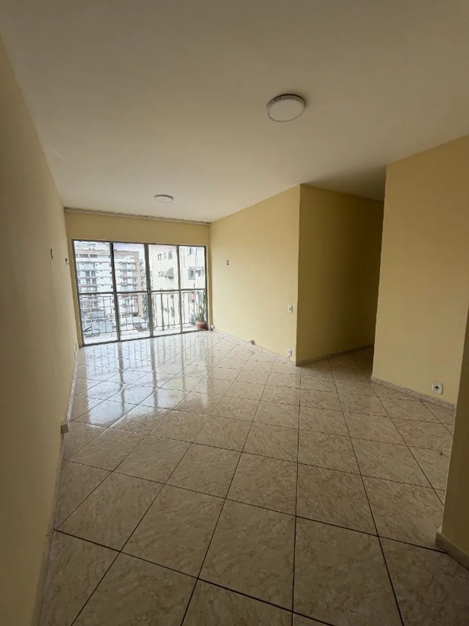 Apartamento de 2 quartos + dependencia em Vila Isabel - Foto 2