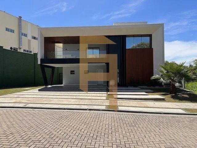 Ótima Casa Duplex no Cond Azur Condomínio Lago