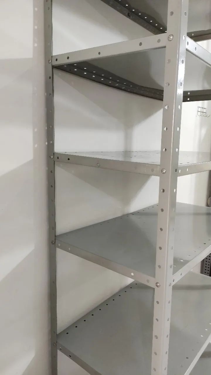 Prateleira de Aço com 6 Bandeja Usada e Conservada. - Foto 3