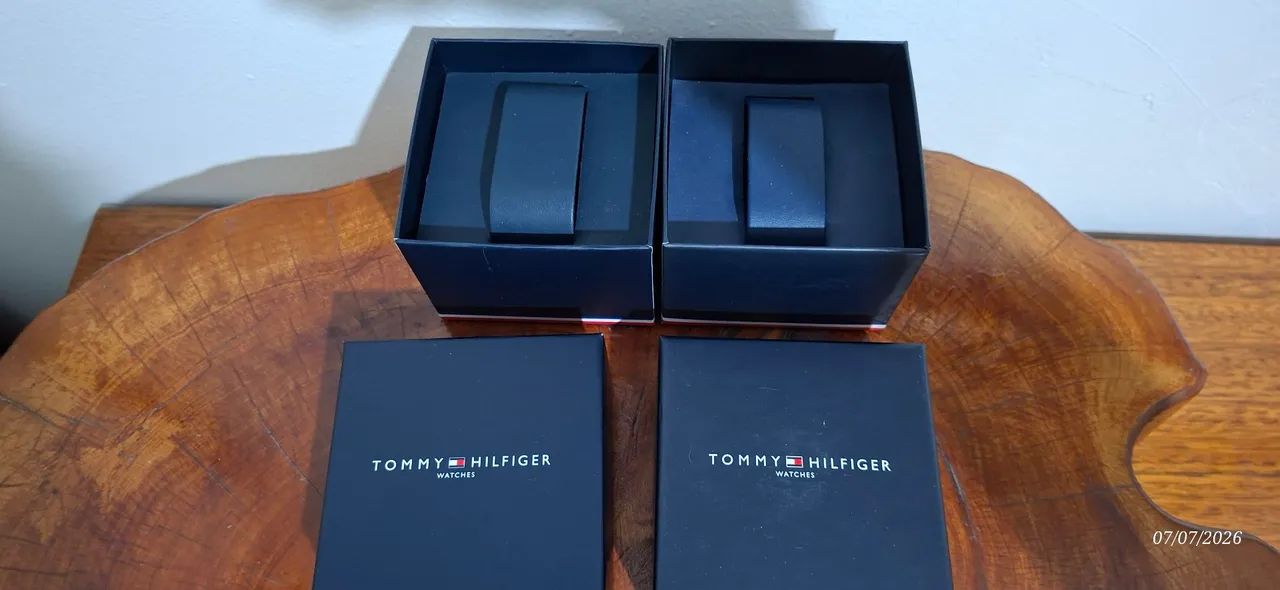 2 caixinhas para relógio Tommy Hilfiger