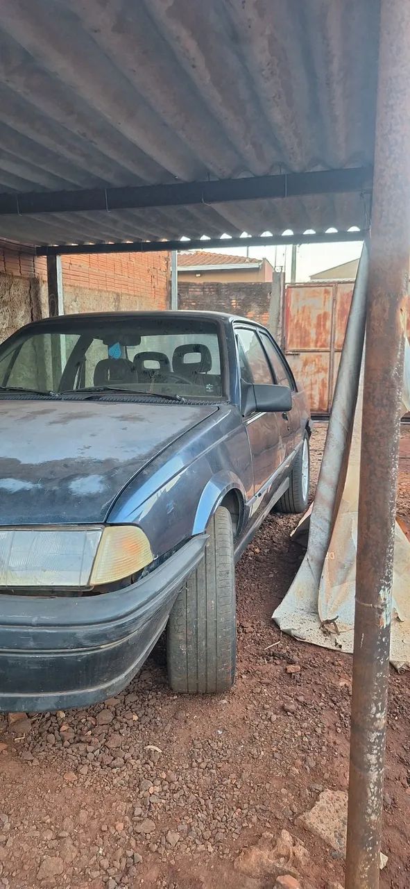 Chevrolet Monza GL 2.0 Efi/sl/l/650/club/barc.2e4p (álcool) 1994