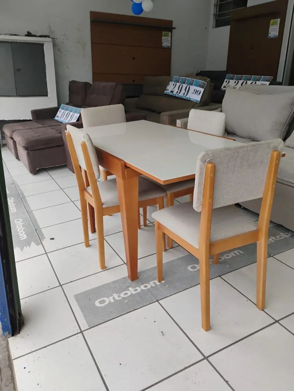 Mesa extensora de jantar 4 cadeiras - Foto 2