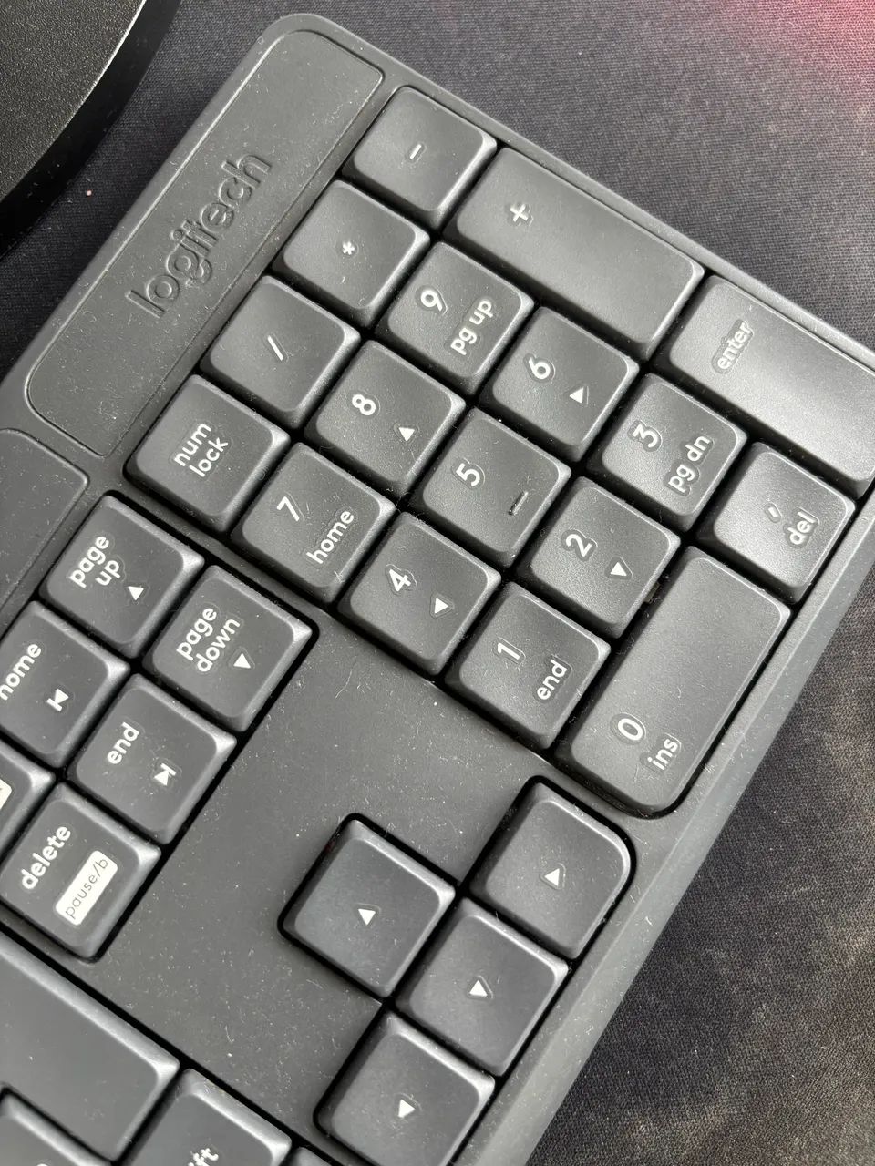 ? Teclado Logitech sem fio à venda  Teclado Logitech com conexão sem fio 2.4 - Foto 3