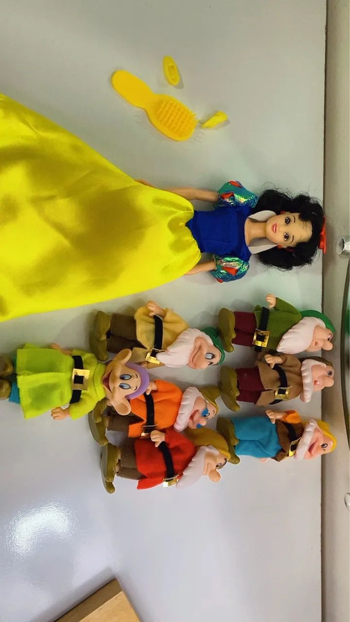 Boneca branca de neve e os 7 anões  - Foto 2