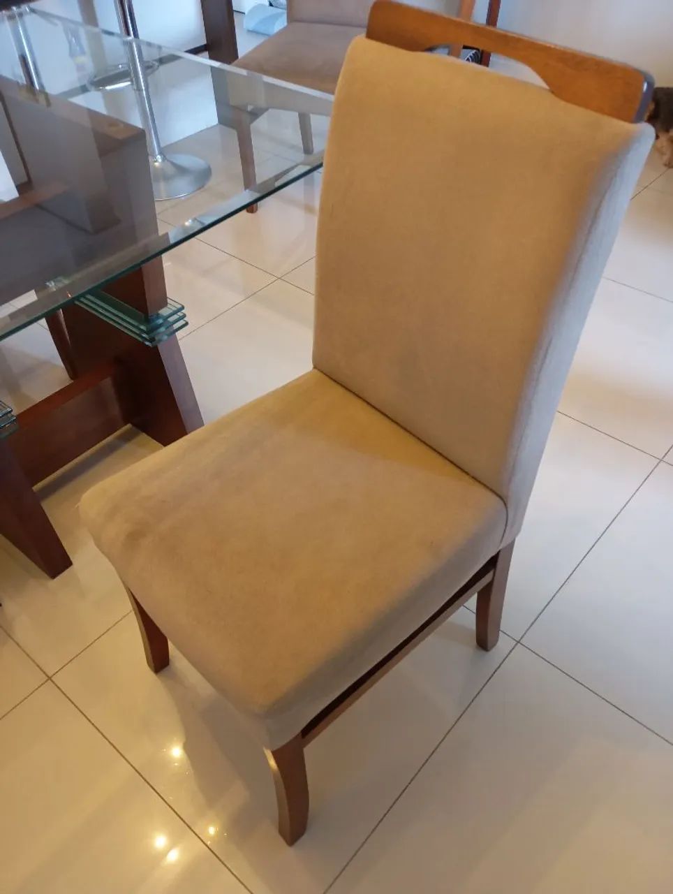 Mesa de jantar com cadeiras - Foto 4