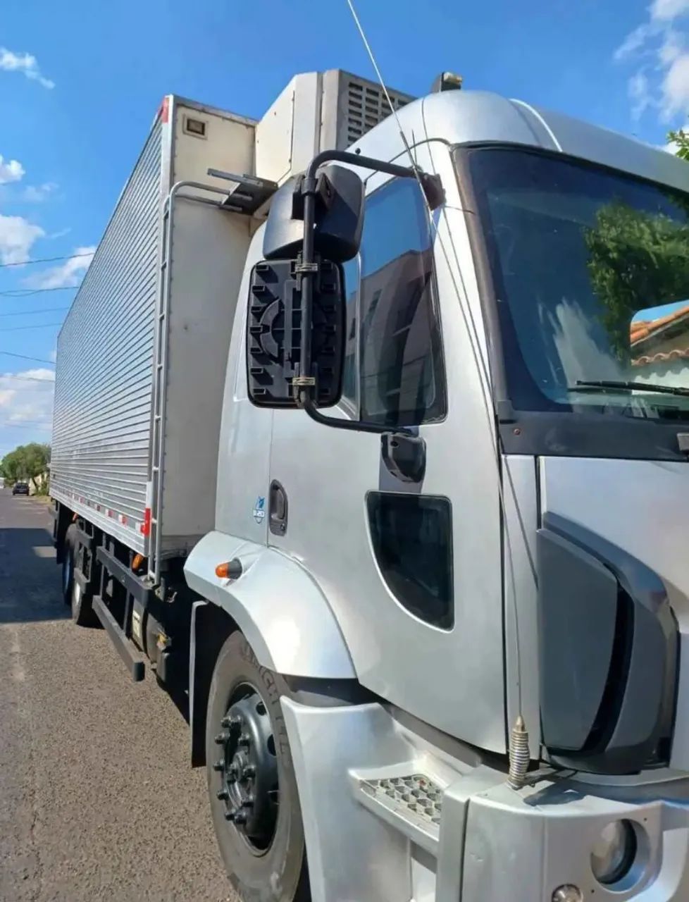 Ford Cargo 2429 2013 - Foto 2