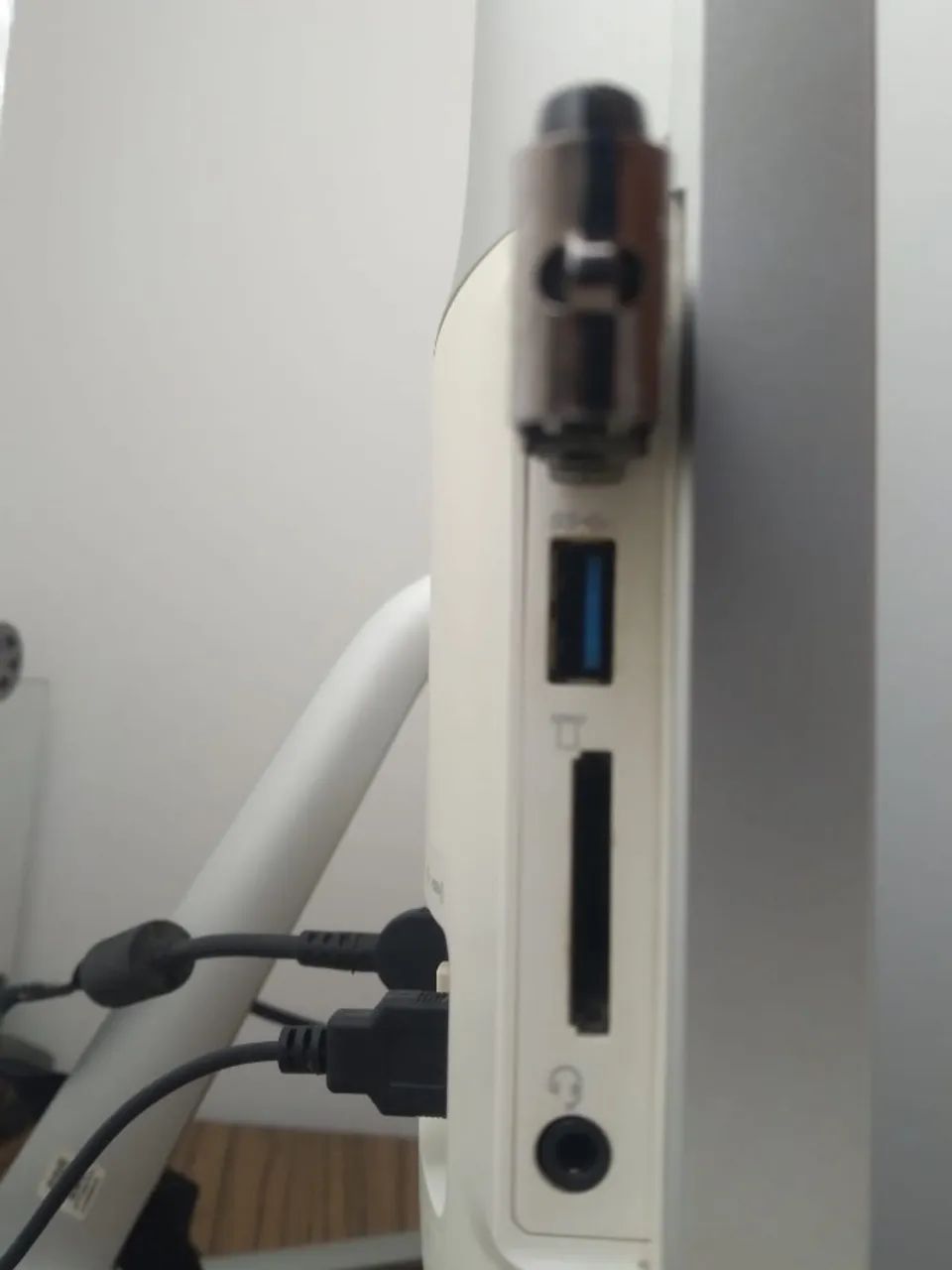 Lenovo AIO 510-22ISH All-in-One (ideacentre) Branco - Foto 4
