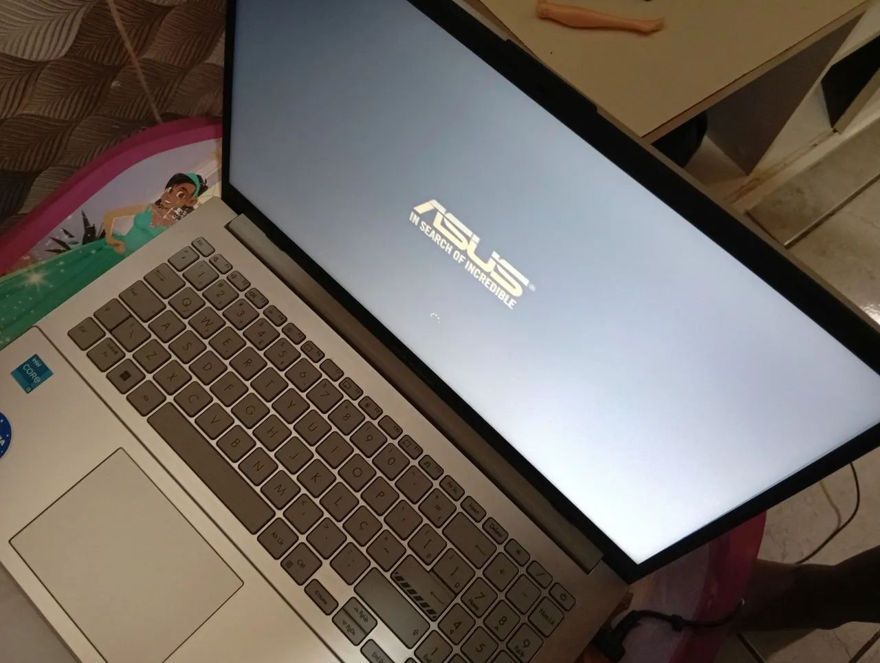 Notebook novinho - Foto 2