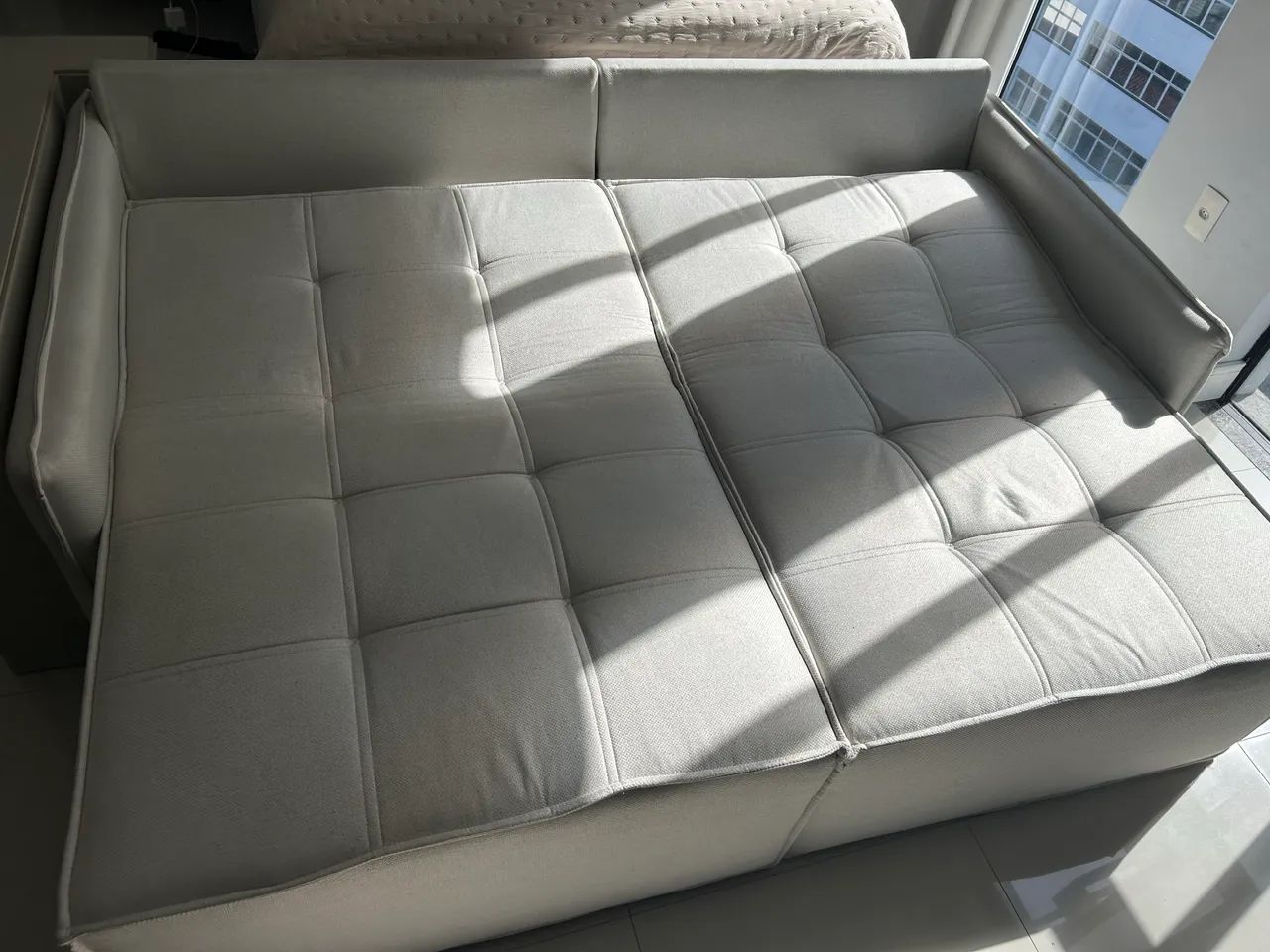 Sofá Retrátil + Sofá-Cama 3 Lugares - Off-White - Foto 3