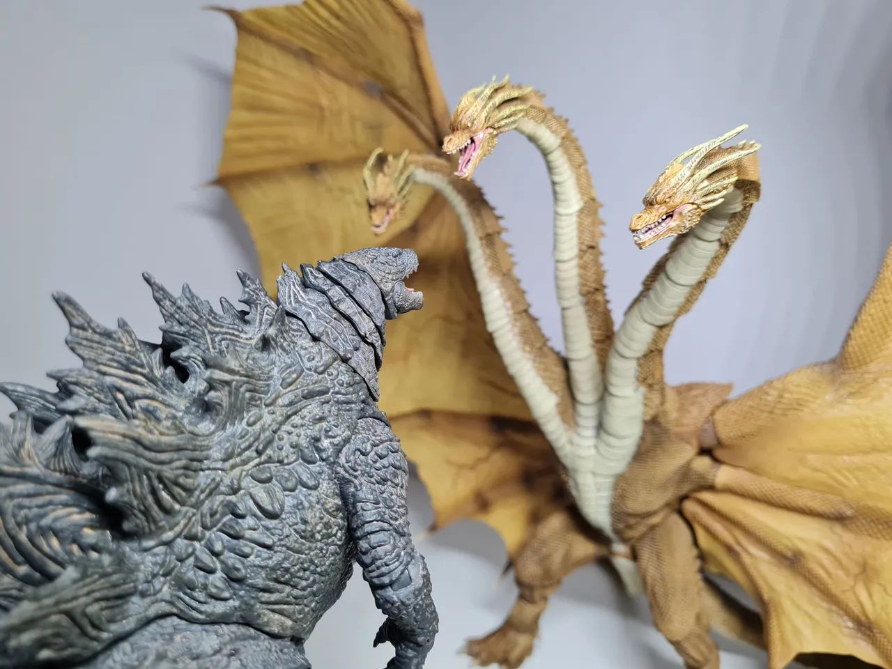 Hiya Toys King Ghidorah 2019 1.0 Exquisite Basic - Hobbies e