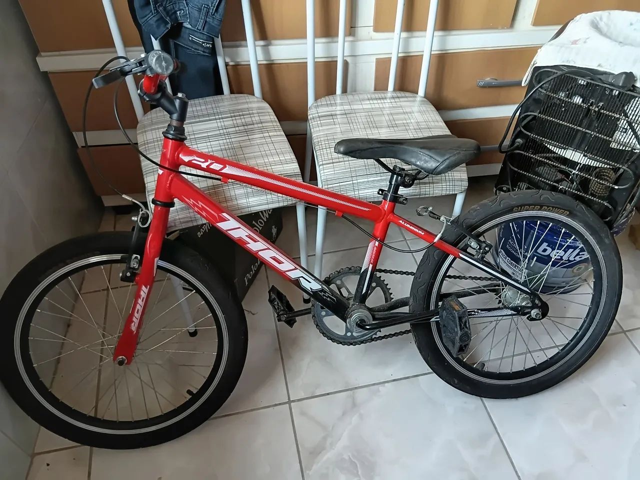 Bicicleta semi nova