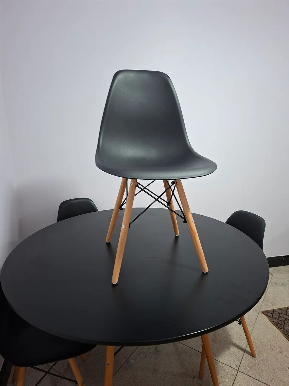 Mesa de Jantar c/4 cadeiras - Foto 4
