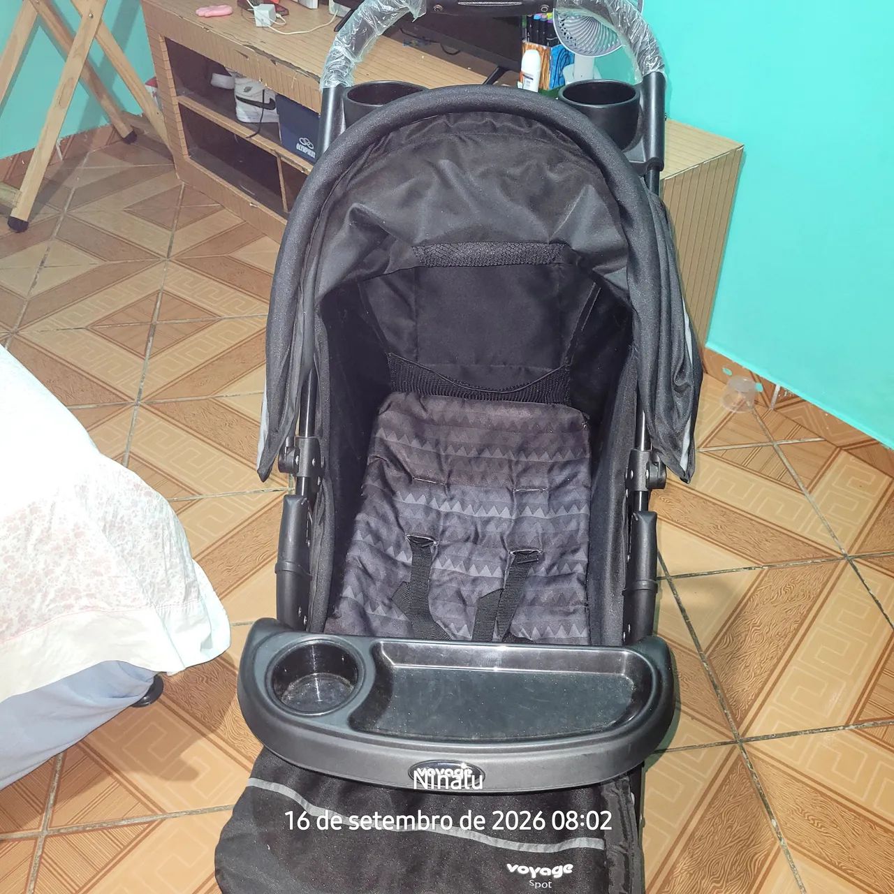 Carrinho  de passeio e andadeira - Foto 2