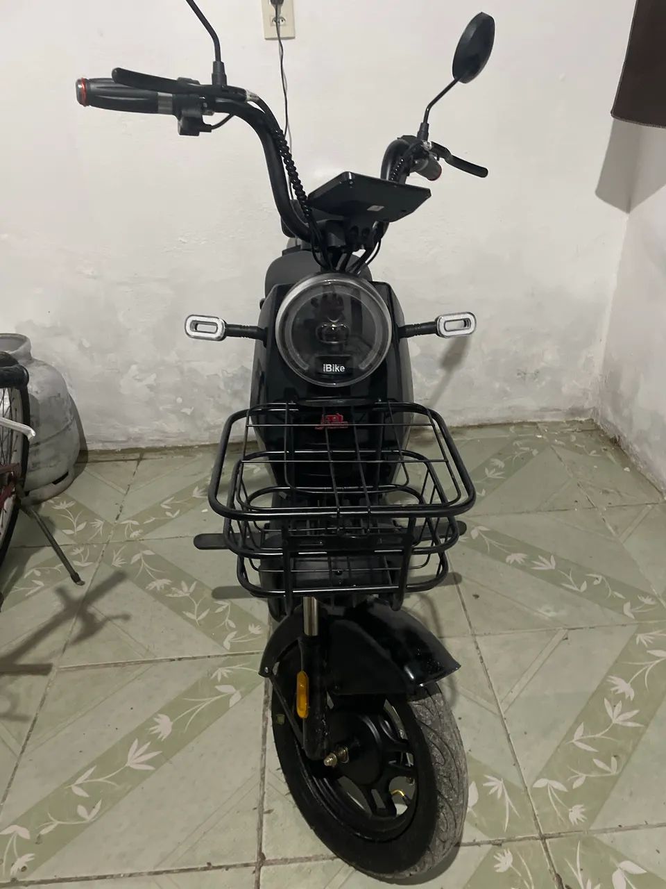 motinha elétrica, semi nova 