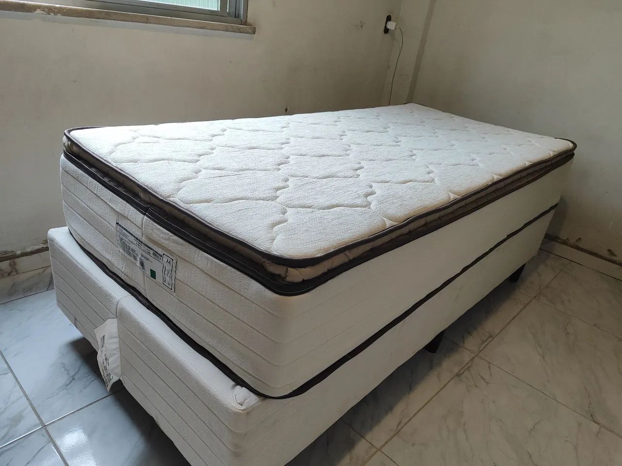 Cama solteiro 