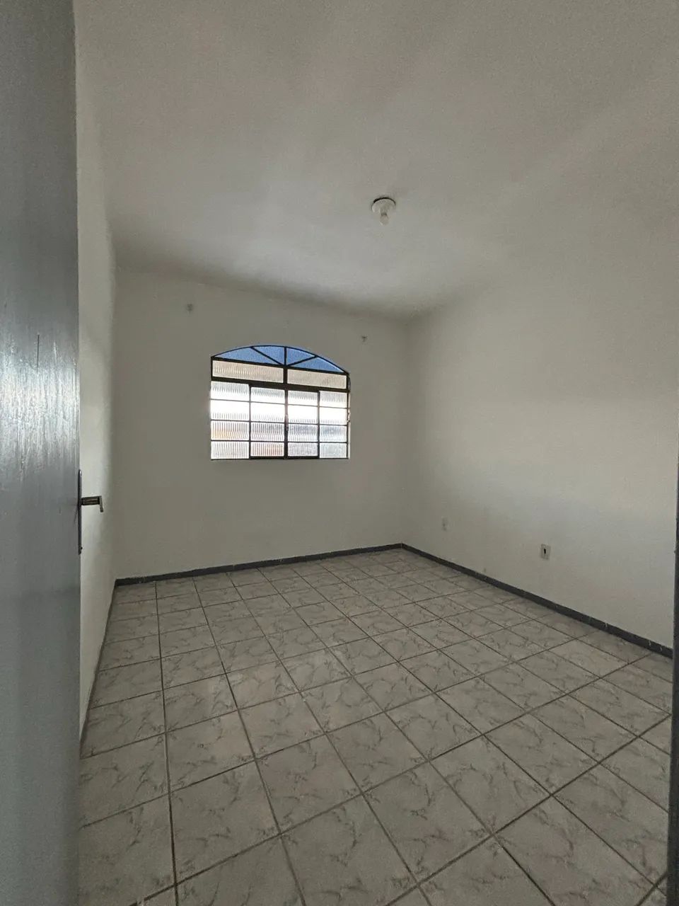 Excelente casa de 2 quartos com garagem em ambiente familiar e tranquilo - Foto 8