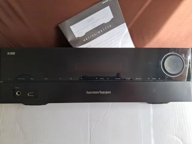 Amplificador Estéreo Harman Kardon HK 3700