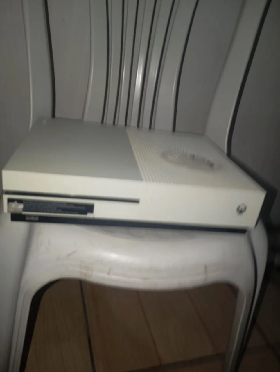 Vendo ps3 ou Xbox one S ( com defeito) preço a negociar