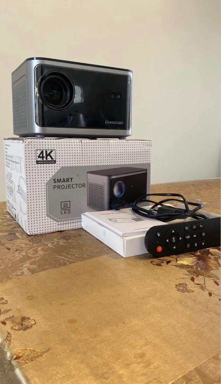 Smart Projetor Hy350 pro 4K (aceito troca)