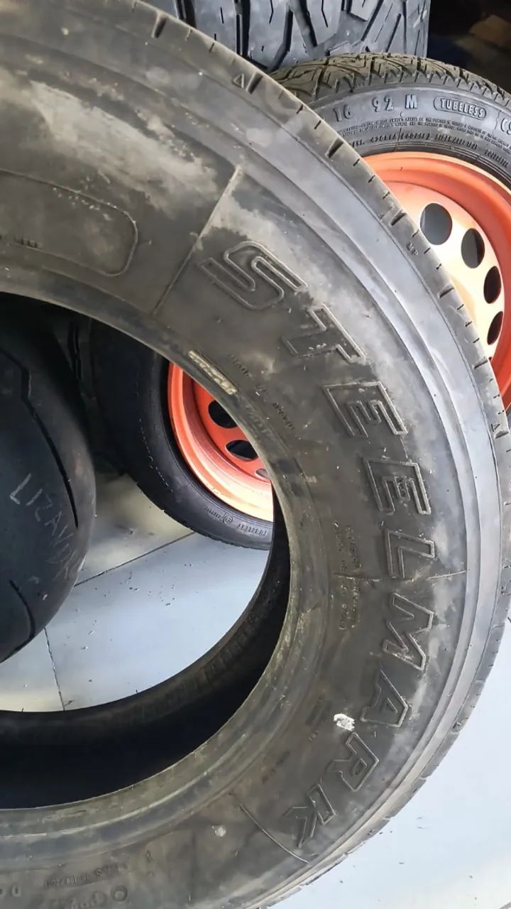 PNEU 215/75R17,5 USADO 