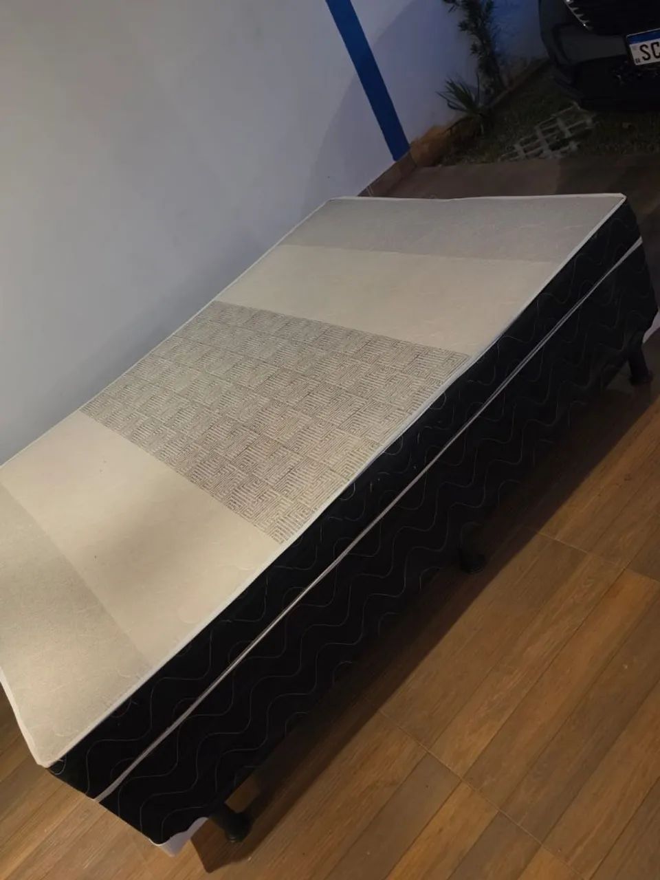 Cama box