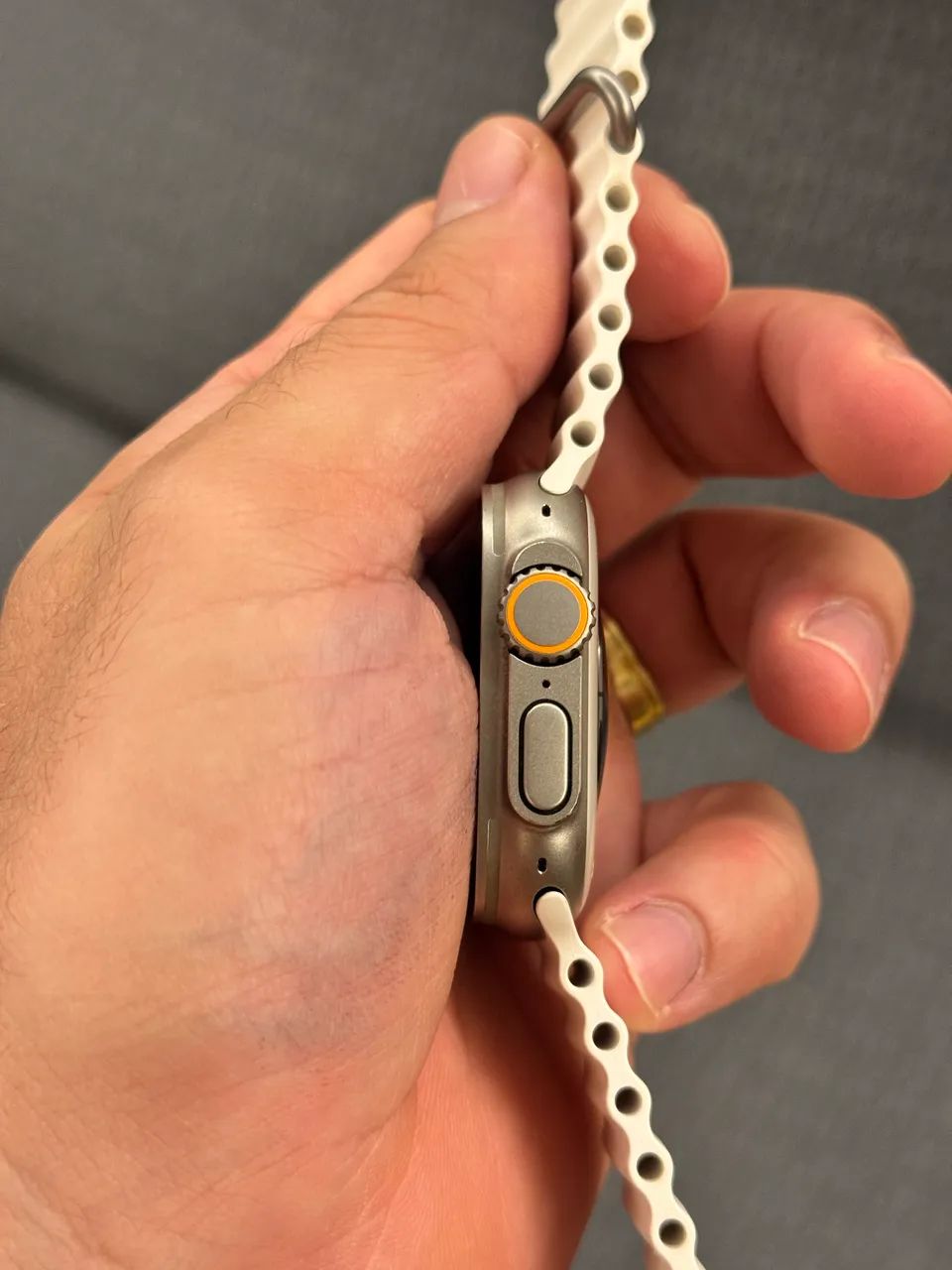 Apple Watch Ultra de titanium e cerâmica 49mm - Foto 5